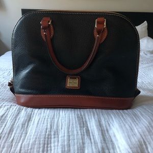 Dooney & Bourke Zip Zip